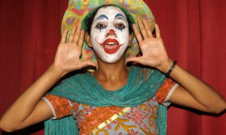 Anatomy of a Clown in Applied Theatre: From War-Torn Countries to Children Museums