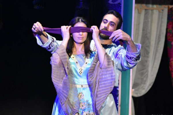 Theatre Adaptation of “The Forty Rules of Love” Opens at Cairo’s Salam Theatre