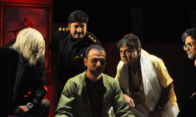 Singhasaner Kshayrog: A Daring Production of a Play, Relevant At All Times