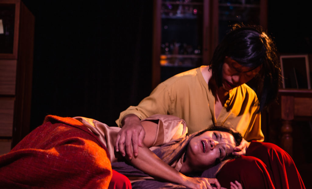 Onlayn porno multfilmlar Uyda onam bilan jinsiy aloqa video