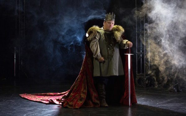 Compelling Performance And Complex Metaphor In “King Arthur’s Night” Make For Remarkable Theatre (PuSh Festival)
