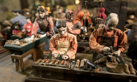 This Extraordinary Mechanical Puppet Theater Will Take You Back To 19th Century Russia