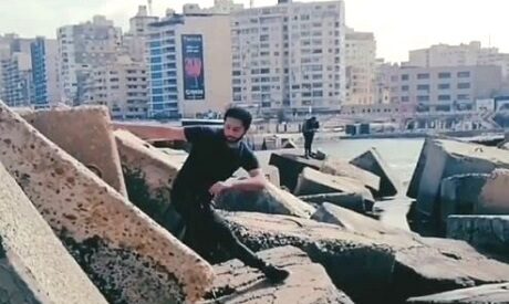 Alexandrian Artist Dances During Quarantine in Empty Public Spaces