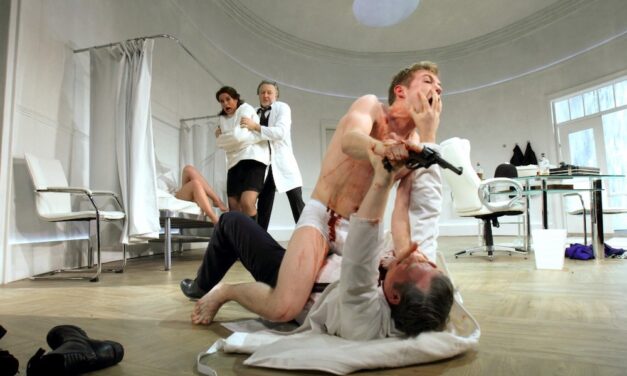Curve Leicester’s “What the Butler Saw”: A Review
