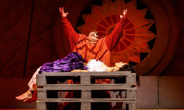 “The Hunchback of Notre Dame” Brings 15th-Century Paris to Istanbul