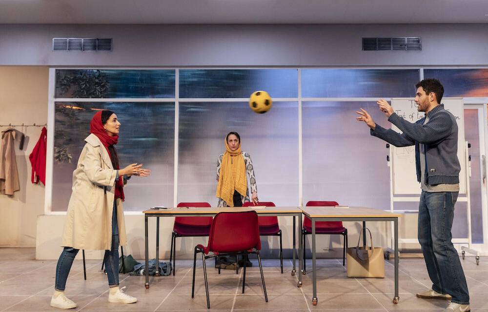 Sanaz Toossi’s English at the Kiln Theatre: Pulitzer Prize-Winning Play Shows the Impacts of a Second Language on Identity