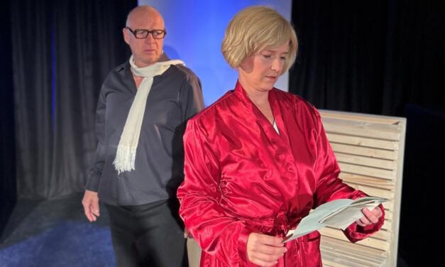 “Lale Lili Marleen:” The Promising Relaunch Of A Quaint Chamber Theatre In The Oldest District Of Bremen