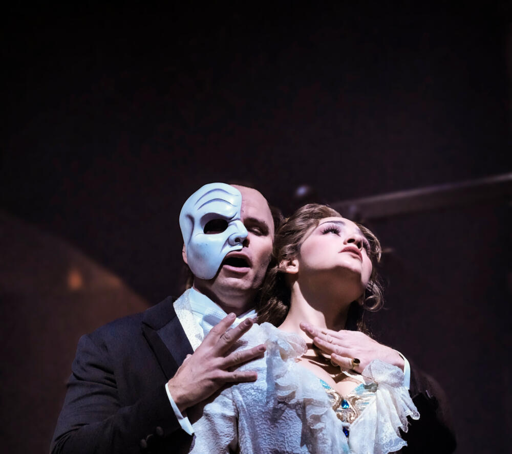 “The Phantom Of The Opera” Returns To Mexico: A Reinvented Masterpiece “The Phantom Of The Opera” Returns To Mexico: A Reinvented Masterpiece