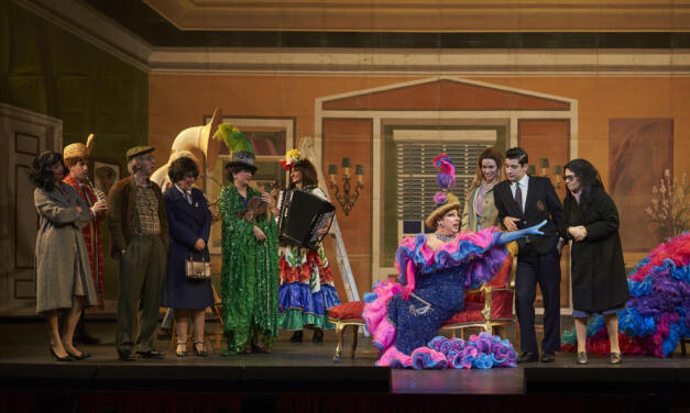 “L’amor venia amb taxi” (Love Arrived By Taxi): La Cubana’s Affectionate Homage to the Catalan Amateur Theatre