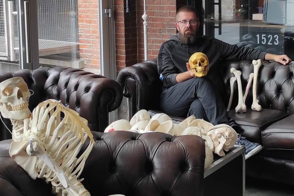 From Shakespeare To Contemporary Montenegrin Authors, I Aim To Connect With Society Through The Works I Choose