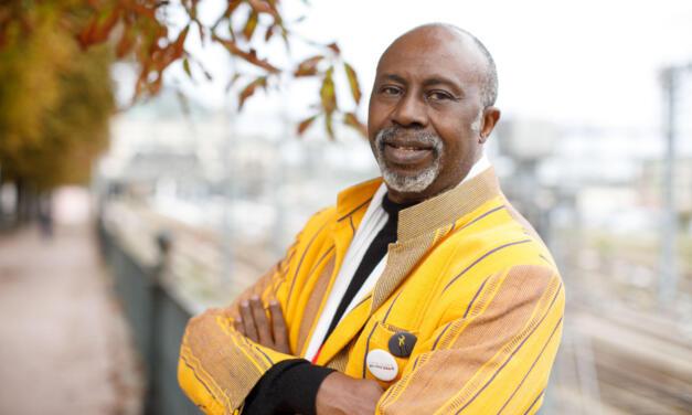 Everything In Programming Matters To Cultivate The Spectator`S Free Will