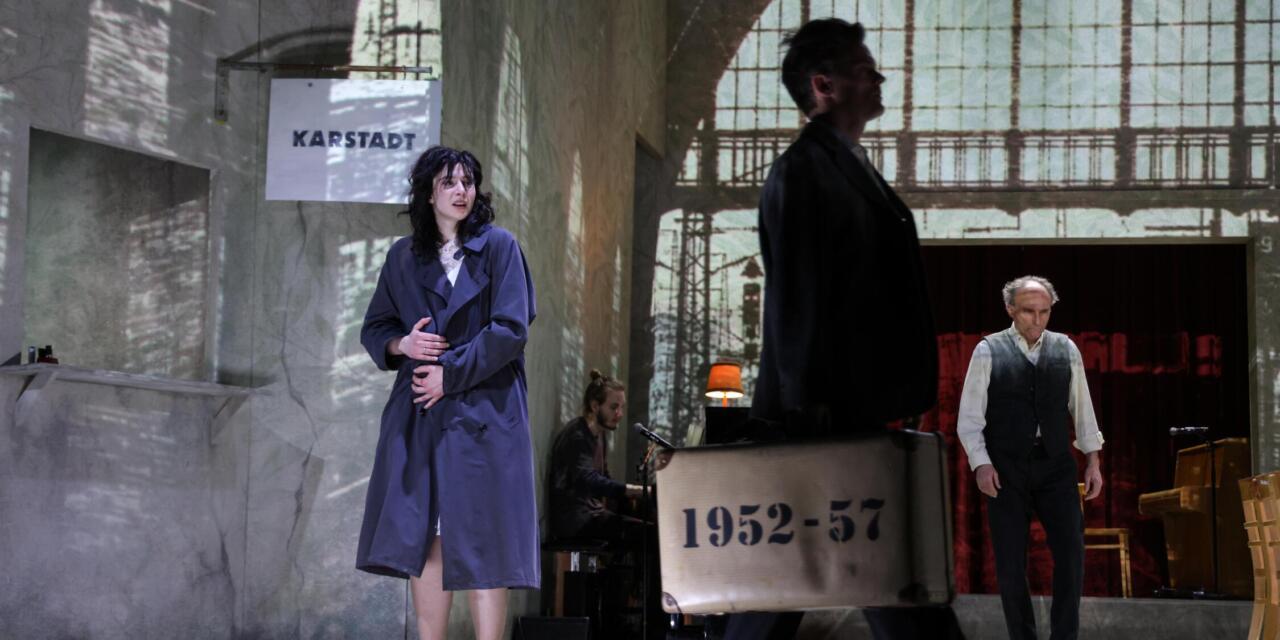 Adaptations On The German Stage (3): Theater Bremen Is Keen On The Long Haul